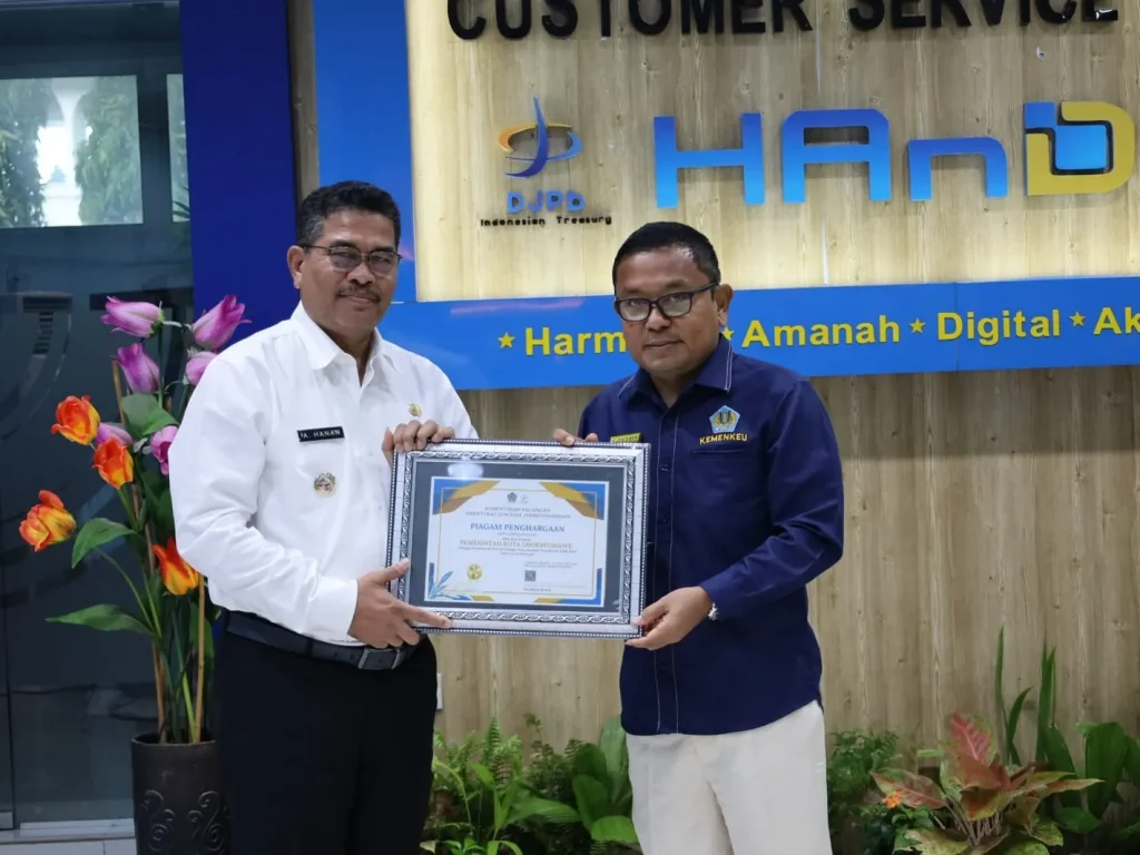 Foto: Pj Walikota Lhokseumawe, A Hananan  berhasil meraih penghargaan sebagai Pemerintah Daerah dengan Penyaluran Dana Alokasi Khusus (DAK) Fisik Tercepat Tahun 2024