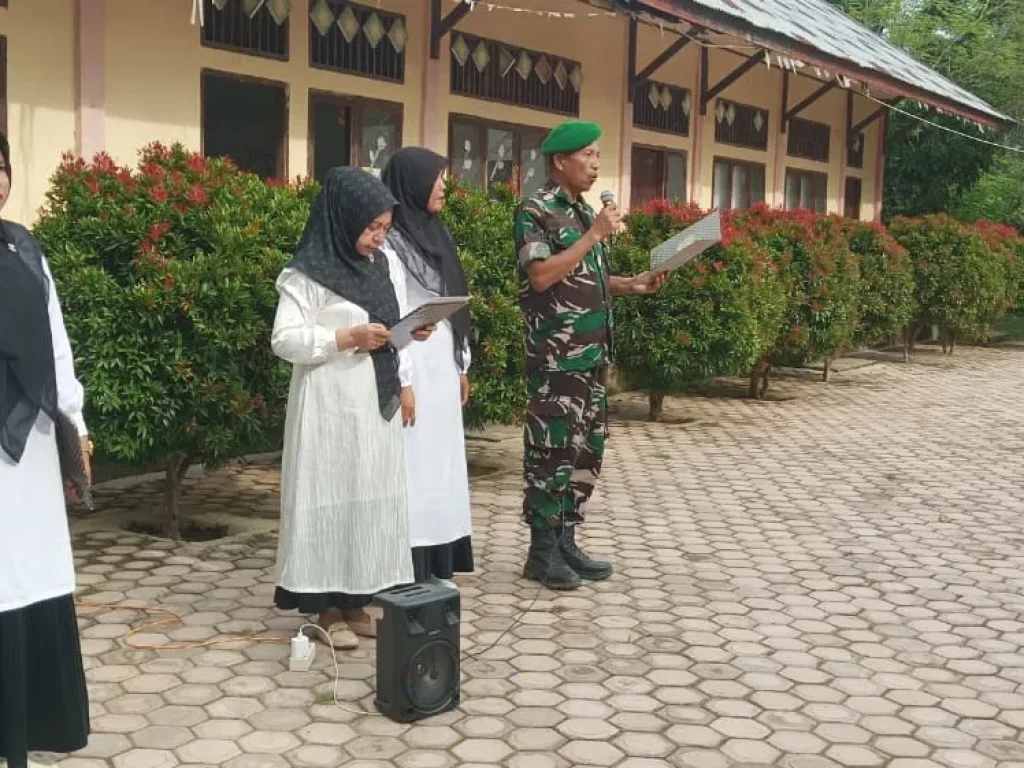 Upacara HUT RI ke 80 berlangsung di SDN 21 Tanah Jambo Aye.  (Photo : ist)