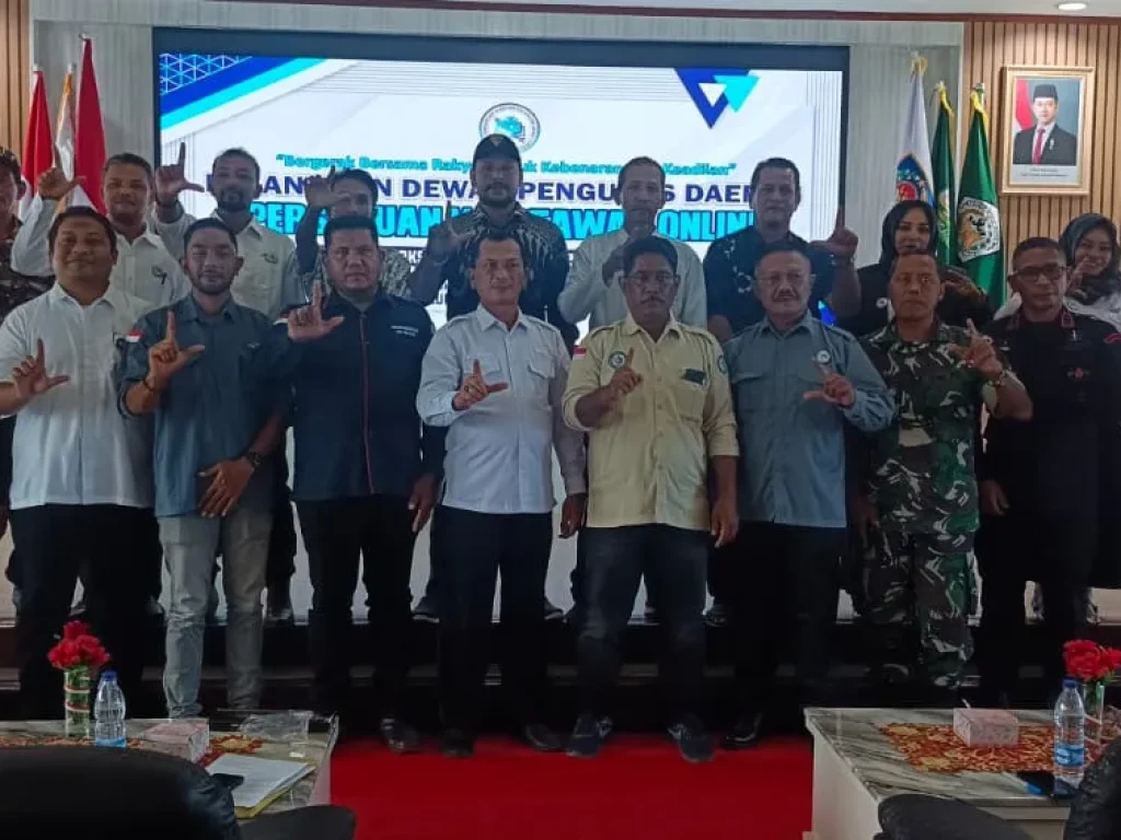 Foto: Pengurus DPD PWO Kota Lhokseumawe bersama Tamu dan Undangan Usai Pengukuhan. (Photo : Ist)