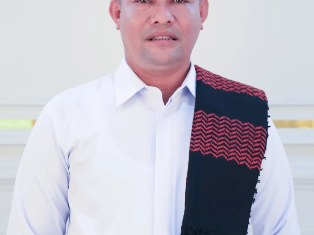 Foto: Bupati Aceh Utara, H. Ismail A. Jalil, S.E., MM, atau yang akrab disapa Ayah Wa kembali menyerahkan bantuan 1.123 ekor sapi meugang dari Presiden Prabowo Subianto kepada Kelompok Masyarakat (Pokmas) di 852 gampong