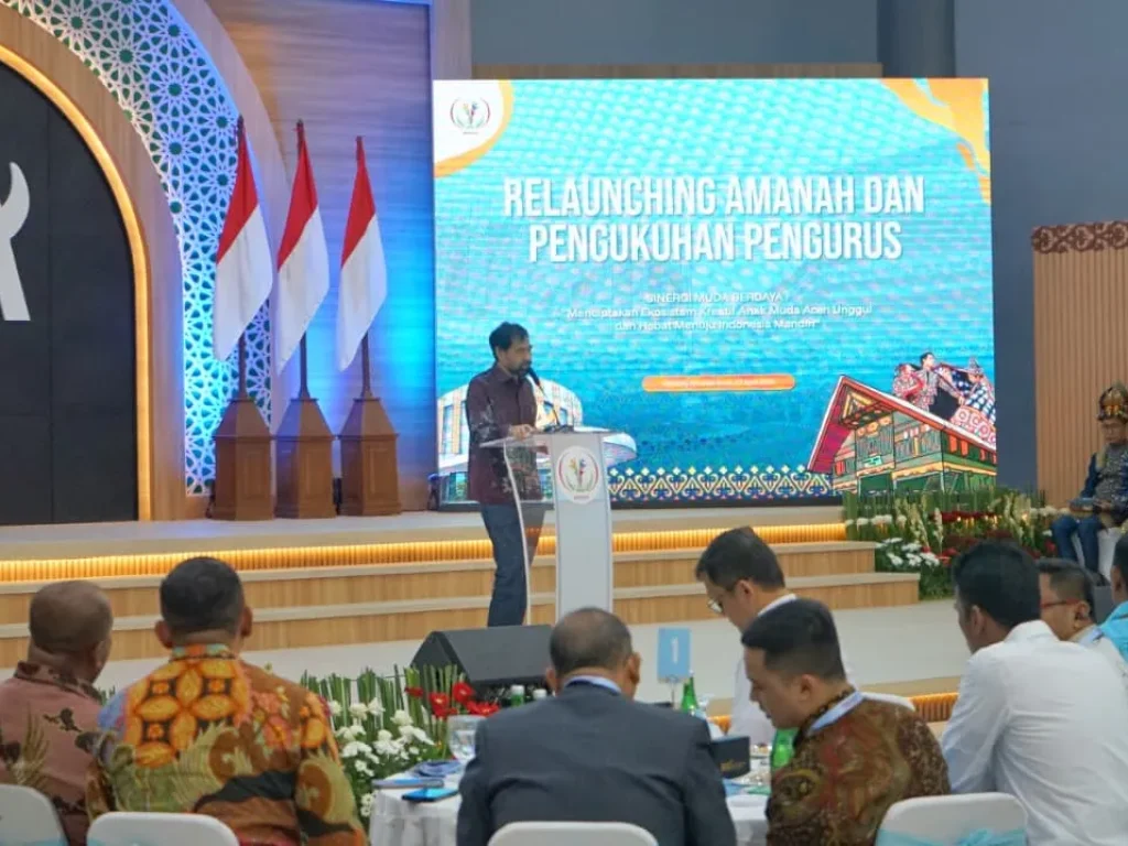 Foto: Gubernur Aceh Muzakir Manaf, menghadiri relaunching program Aneuk Muda Aceh Unggul Hebat (AMANAH) di Komplek AMANAH, Ladong, Aceh Besar