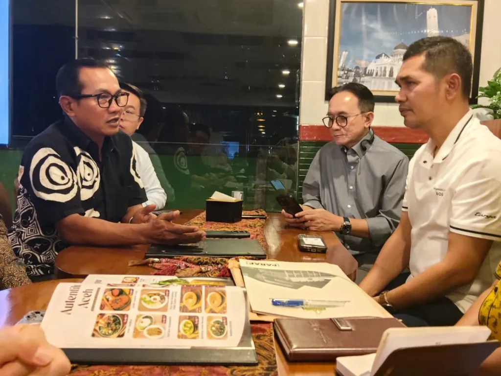 Foto: Sekretaris Daerah (Sekda) Aceh, M. Nasir, menghadiri pertemuan yang membahas prospek pengembangan pembangkit listrik tenaga surya (PLTS) di Aceh bersama sejumlah pemangku kepentingan, di Jakarta, Jumat (26/6/2026).