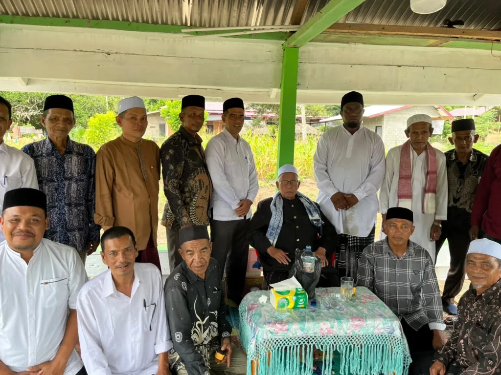 Foto: Plt Kadis Dayah, Yunus meninjau relokasi dayah