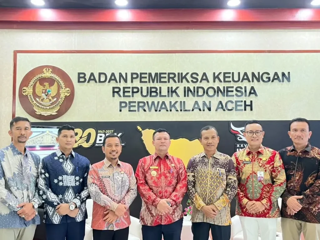 Foto: Bupati Aceh Utara, Ayah Wa menghadiri Pemberian Openi WTP di gedung BPK RI perwakilan Aceh
