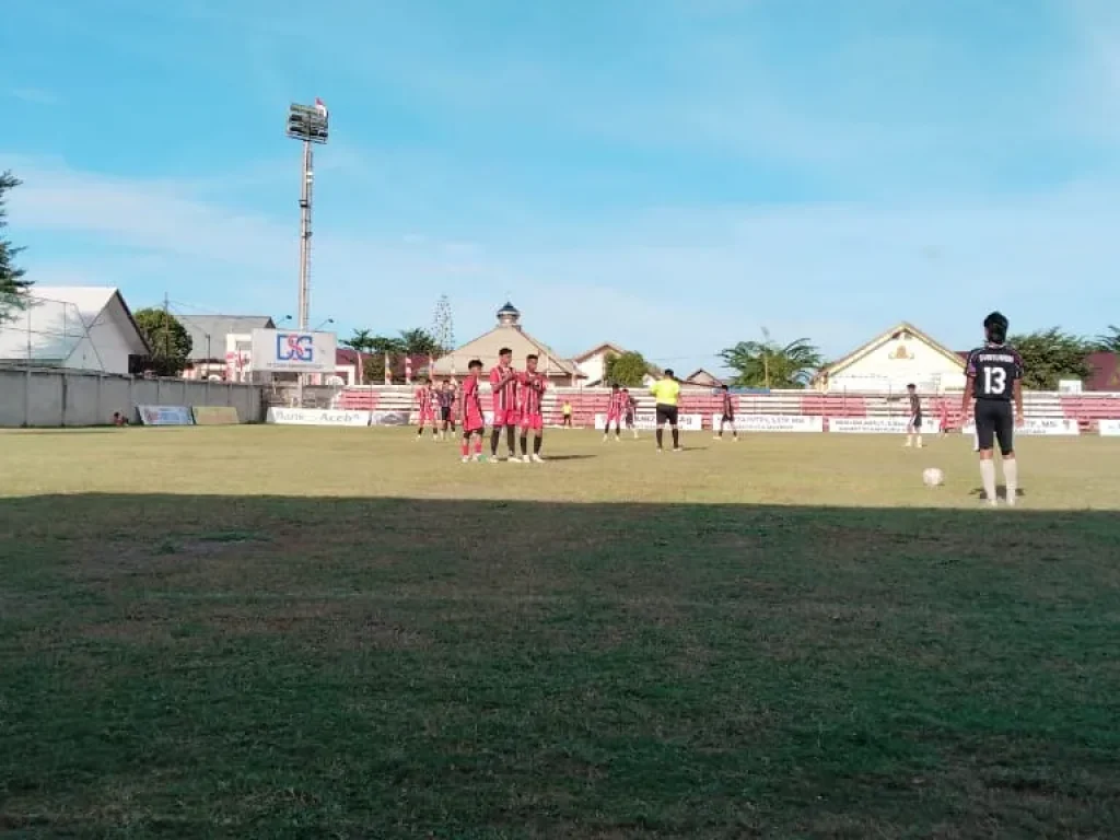Foto: Kuta Makmur vS Syatalira Aron