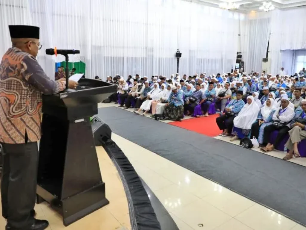 Sekda Aceh Utara Menyapaikan Pesan Kepada Calon Jamaah Haji kloter 8 Aceh Utara