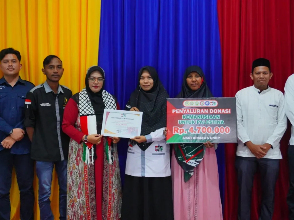 Foto: Penyerahan bantuan ini dilakukan langsung oleh Ormawa UNBP yang didampingi Kabag Kemahasiswaan dan Humas UNBP kepada KNRP sebanyak Rp 4.7 Juta