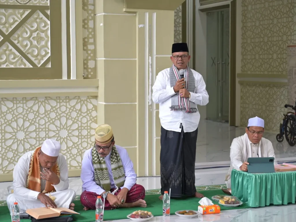 Foto: Pj Bupati Aceh Jaya buka Kegiatan Majlis Ta'lim Mubahasah 2024 di Masjid Baitul Izzah Calang