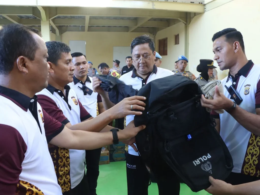 Foto: Kapolda Aceh Irjen Achmad Kartiko memastikan bahwa personelnya siap untuk mengamankan tempat pemungutan suara (Pam TPS) sesuai plotting masing-masing pada Pemilu 14 Februari 2024.