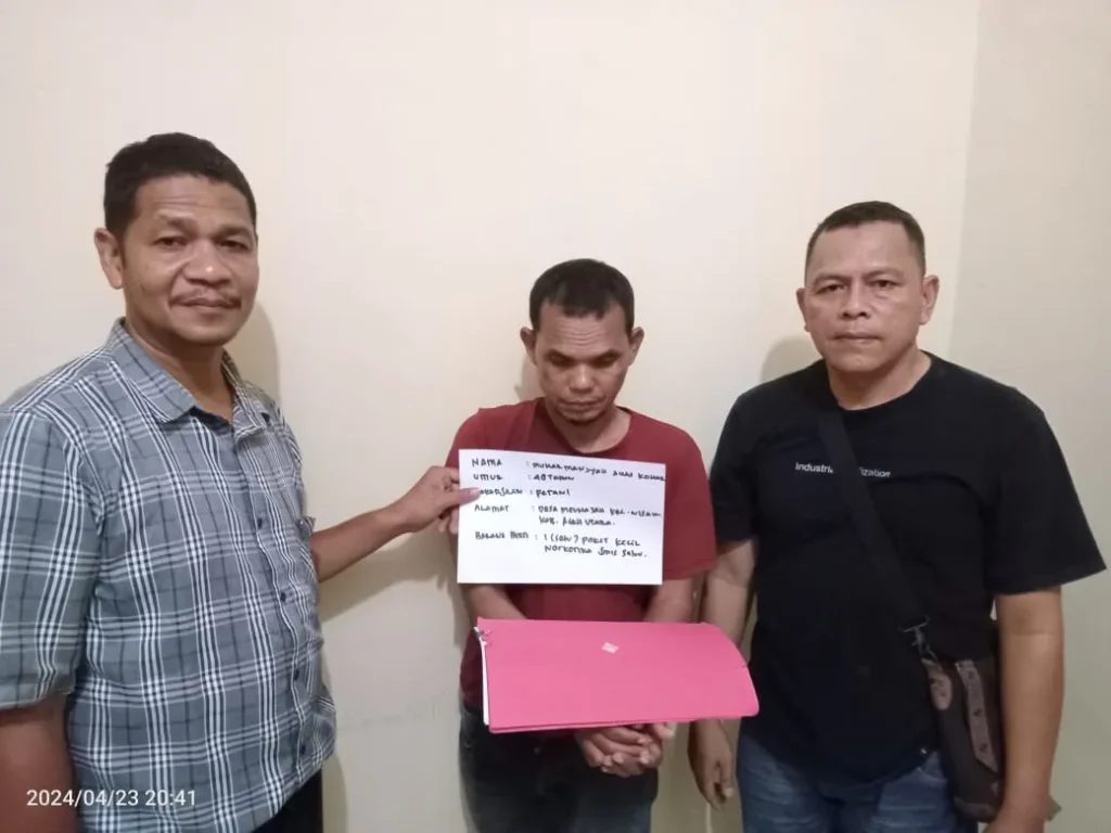 Foto:  KJ (40 tahun) pekerjaan seorang petani.