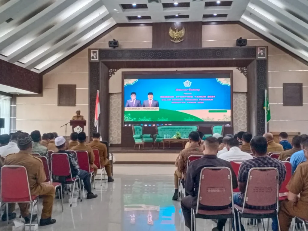 Foto: Pj Bupati Aceh Utara, Mahyuzar membukan kegitan Rembuk Stunting Tahun 2024