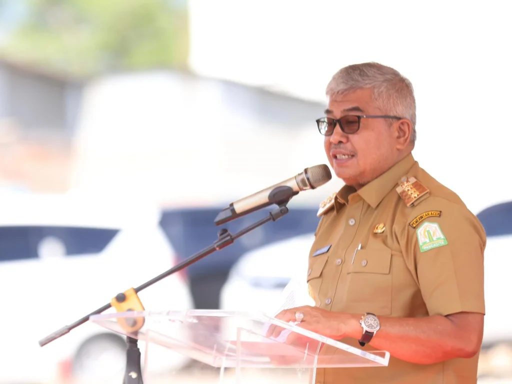 Foto: Penjabat (Pj) Gubernur Aceh, Bustami Hamzah