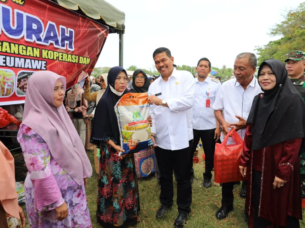 Foto: Pemerintah Kota (Pemko) Lhokseumawe hadirkan kembali Pasar Tani dengan semangat mendukung ketersediaan pangan dan stabilisasi harga melalui Gerakan Pangan Murah