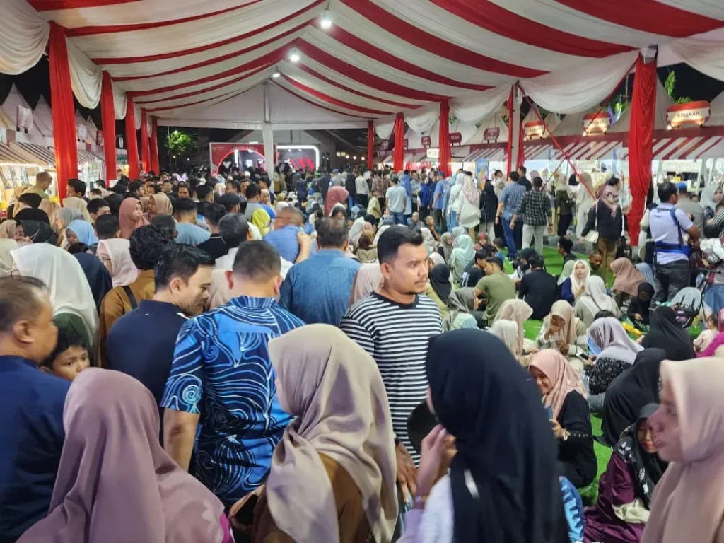 Foto: Bhayangkara Fest 2024 dipadati Masyarakat untuk berbelanja