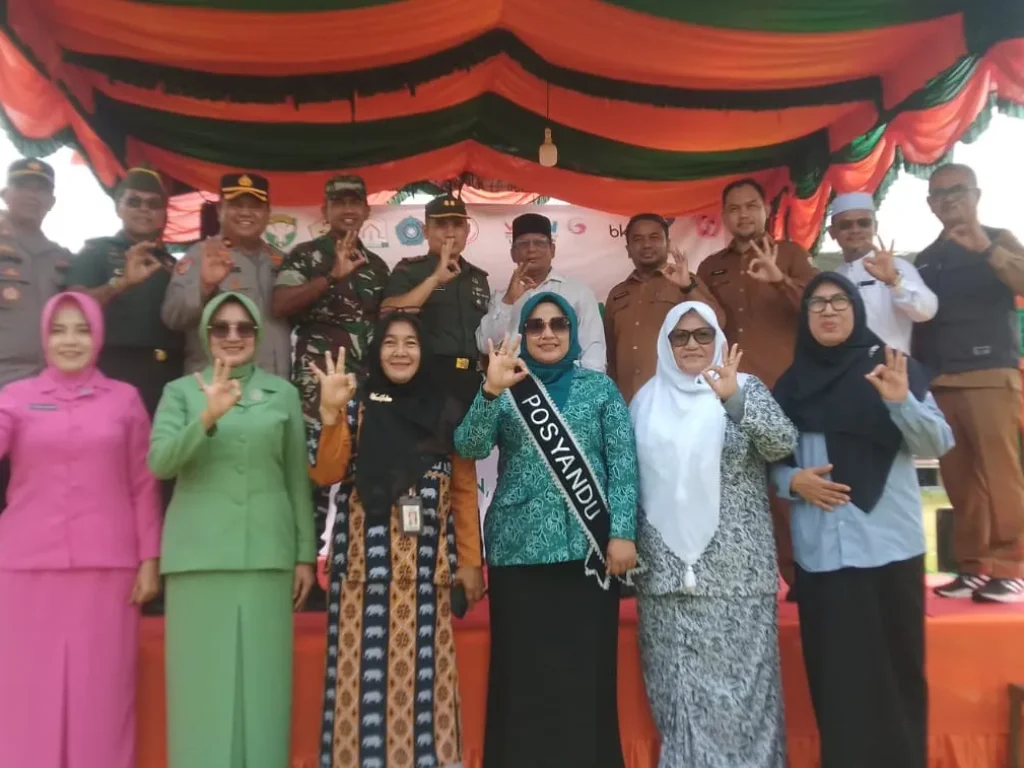 Foto: DPM-PPKB Aceh Utara dan BKKBN Aceh Gelar Layanan KB dan KBKR Bagian Pencegahan Stunting di Gampong Seureuke