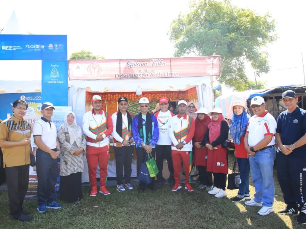 Foto: Penjabat Bupati Aceh Utara yang diwakili oleh Penjabat Sekda Dayan Albar, SSos, MAP, meresmikan pembukaan Expo UMKM di lapangan depan Bandara Malikussaleh, Gampong Pinto Makmur Kecamatan Muara Batu, Jumat (6/9/2024).