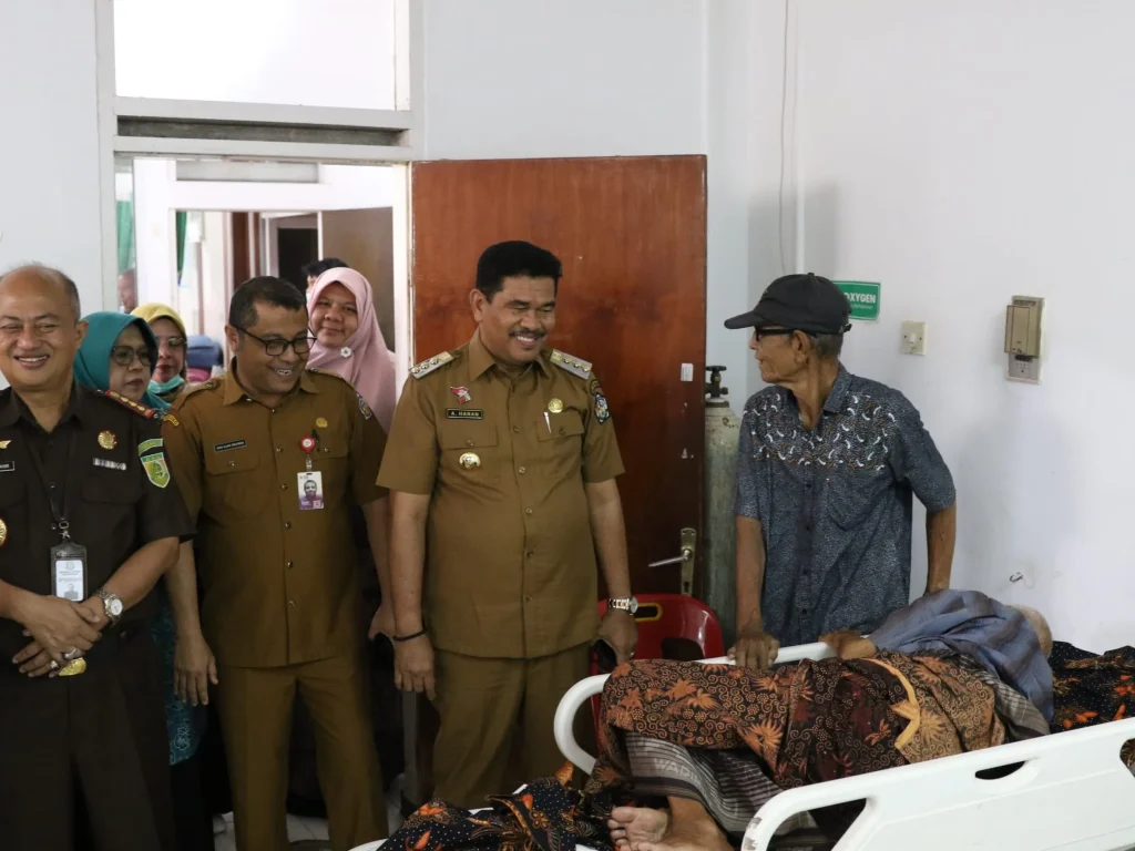 Foto: Penjabat (Pj) Wali Kota Lhokseumawe, A. Hanan, SP, MM meninjau Aset LMAN