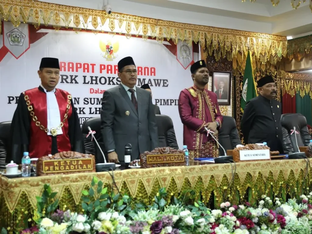 Foto: Penjabat (Pj) Wali Kota Lhokseumawe, A. Hanan, SP, MM hadiri Rapat Paripurna dalam rangka Pelantikan Pimpinan DPRK masa jabatan tahun 2024-2029, Kamis (31/10/2024).