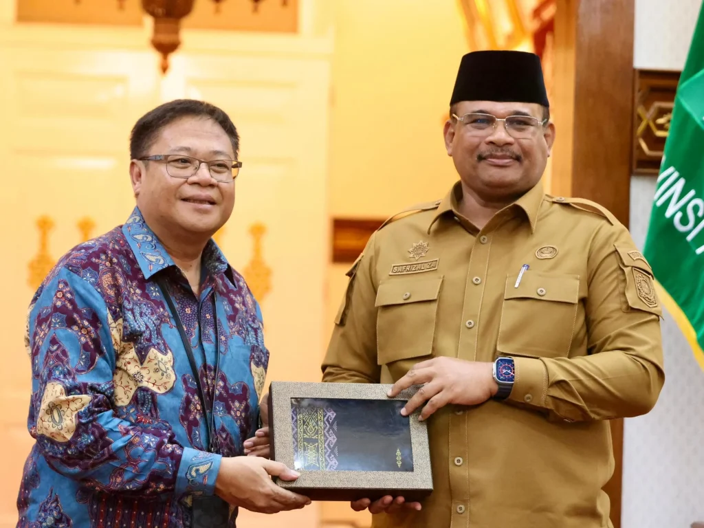 Foto: Penjabat Gubernur Aceh, Dr. H. Safrizal ZA, M.Si, menerima silaturahmi Kepala Perwakilan BI Provinsi Aceh dan rombongan, di Pendopo Gubernur Aceh, Selasa, 21/1/2025