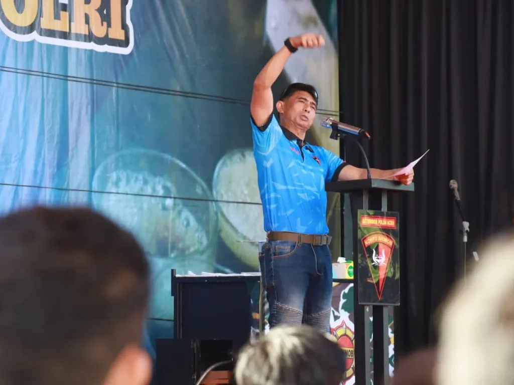 Foto: Kapolda Aceh  Irjen Pol. Marzuki Ali Basyah membuka event Kopi Sareng pada HUT Brimob