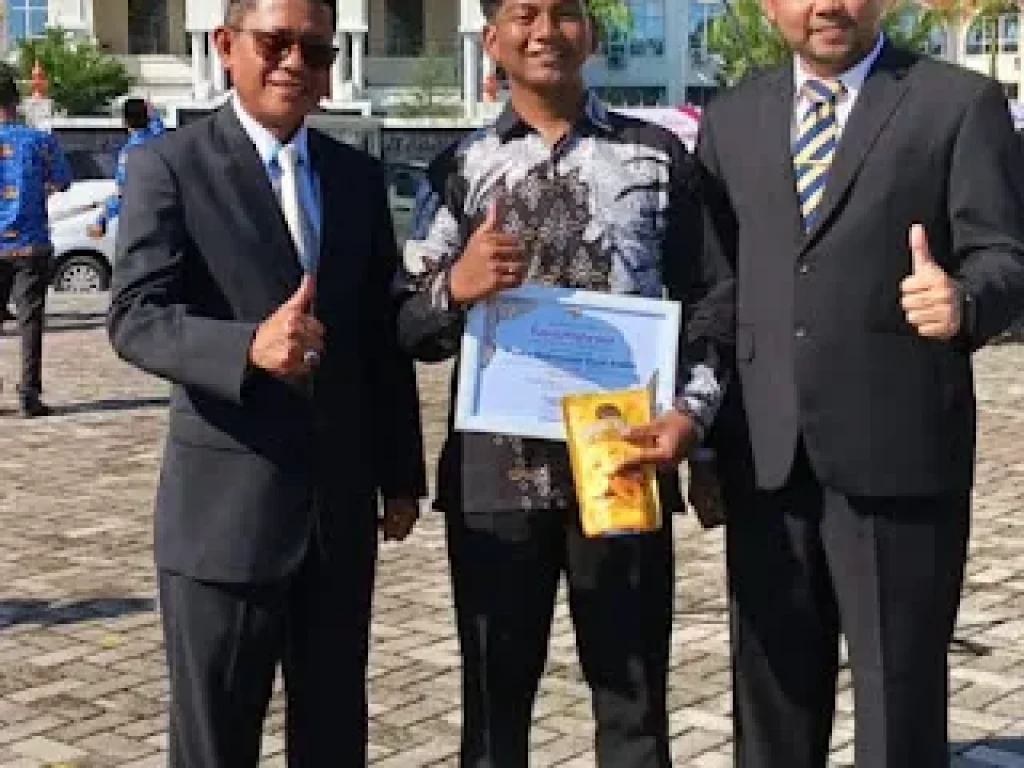 Foto: Kadisporapar aceh Utara M. Nasir, S.sos, M.Si  dan Asisten I, Dr Fauzan serta Teuku Muhammad Imam Siddiq