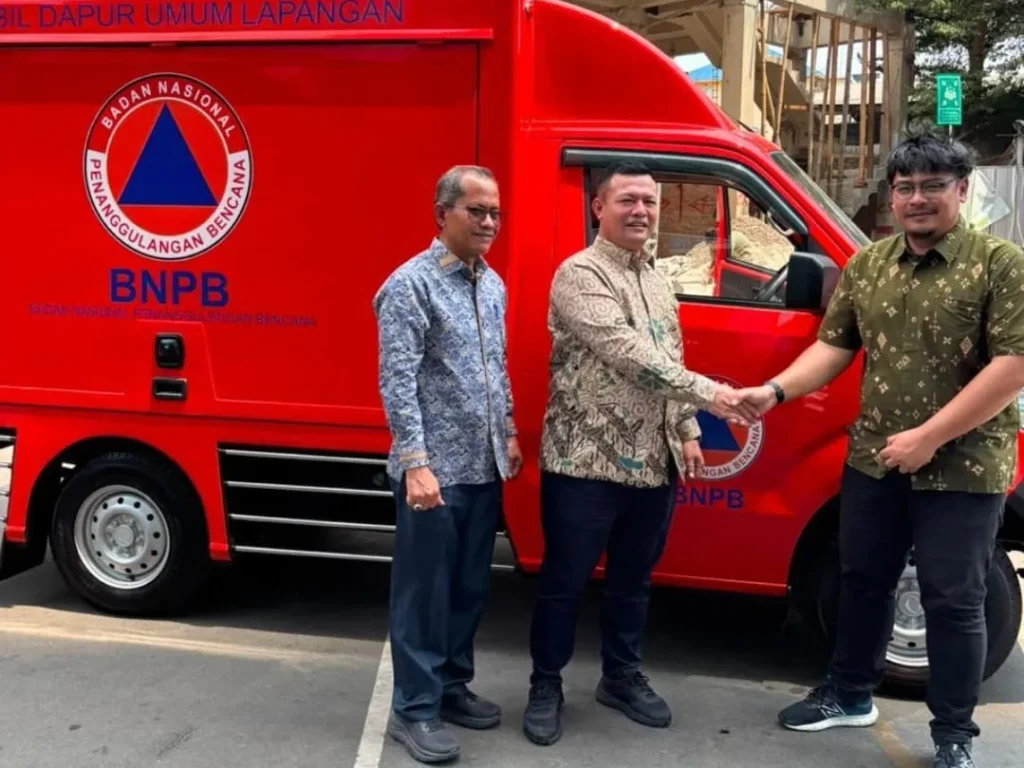 Foto: Serah terima unit, Bupati Aceh utara, Ismail A Jalil didampingi Plt Kepala Pelaksana BPBD Aceh Utara M. Nasir